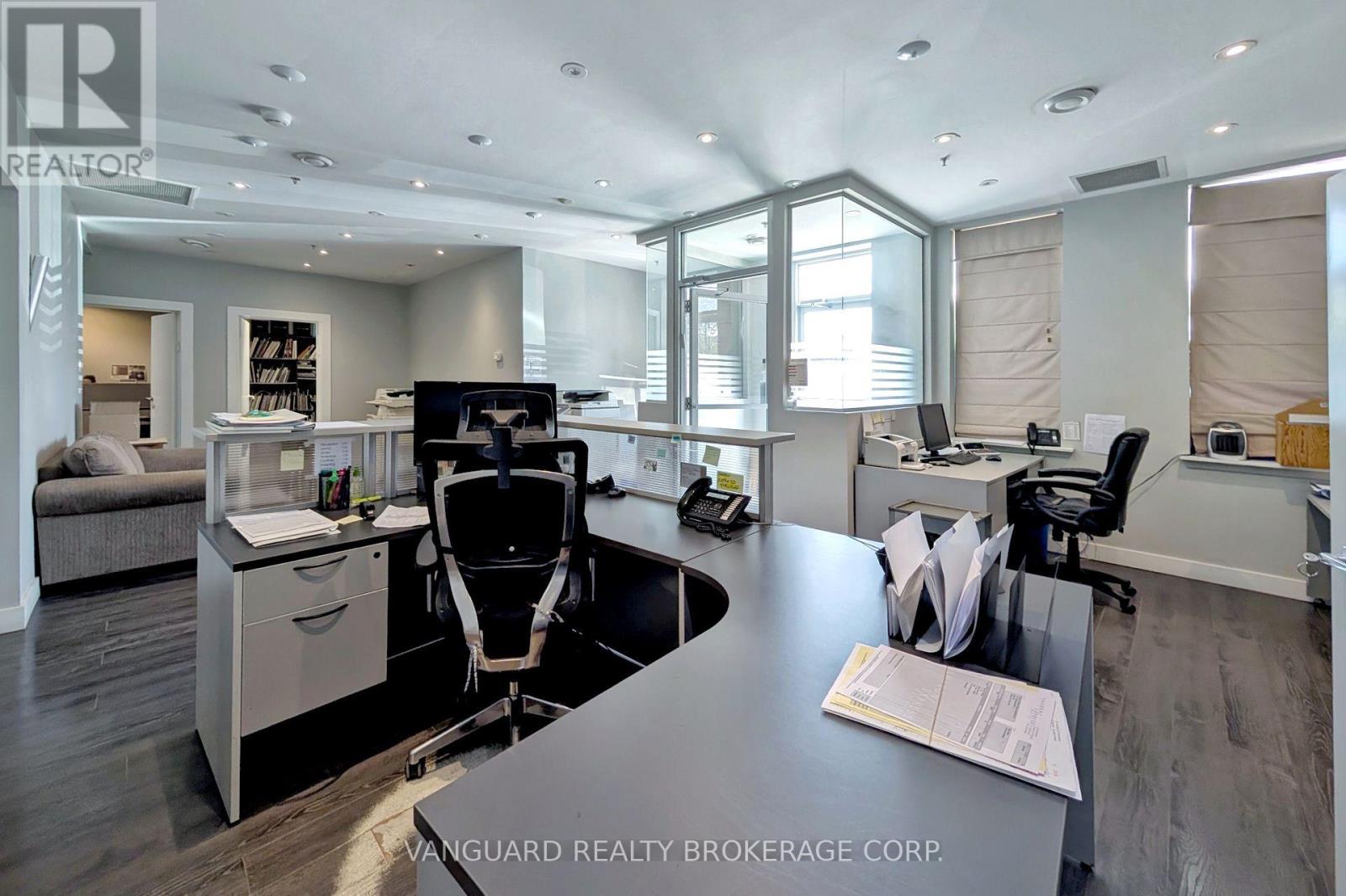 Photo 6 of 820 Flint Road, Toronto ON
