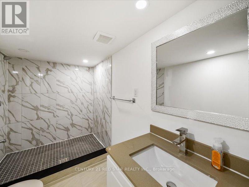 Photo 31 of 31 Eiffel Boulevard, Brampton ON
