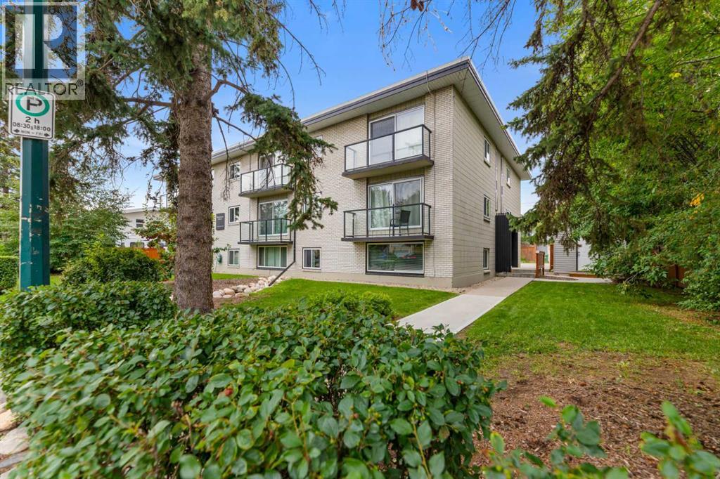 Single Family House for Sale in   Westmount Road NW Hillhurst Calgary 