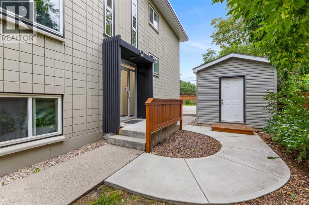 Single Family House for Sale in   Westmount Road NW Hillhurst Calgary 