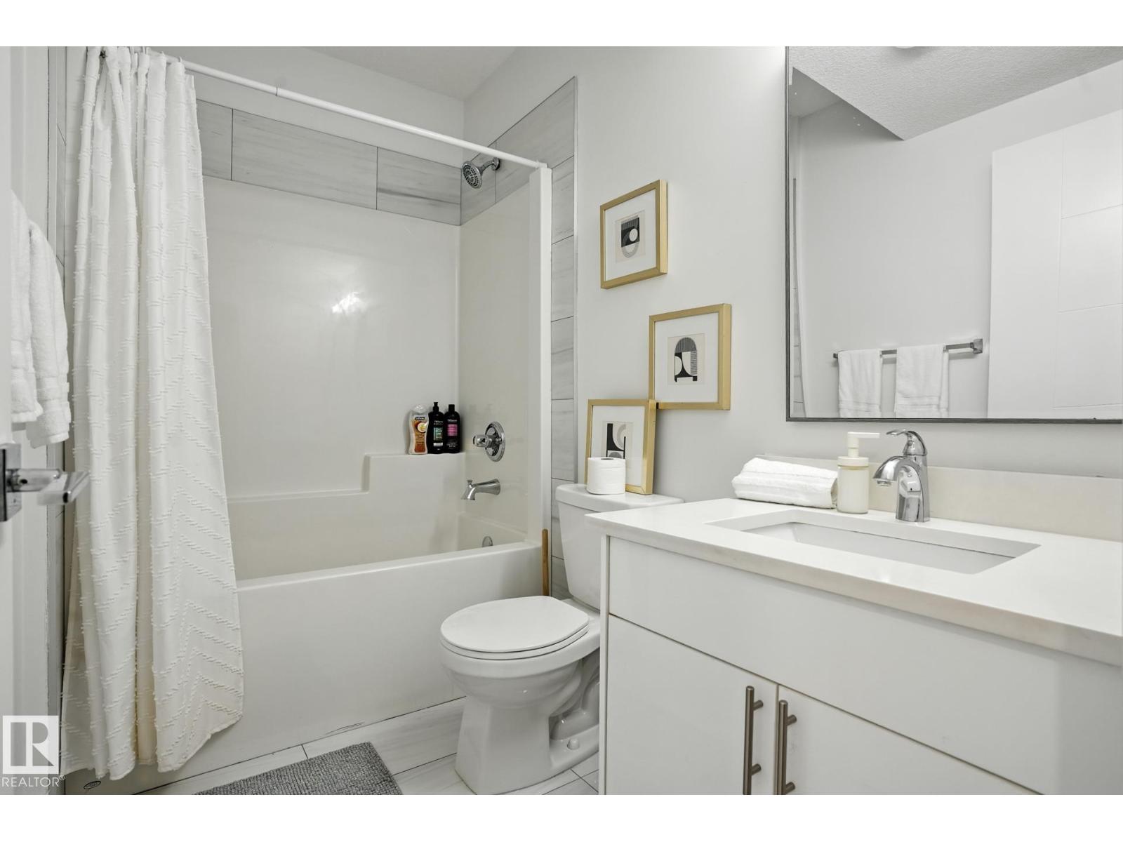 Photo 28 of 10426 126 St Nw, Edmonton AB