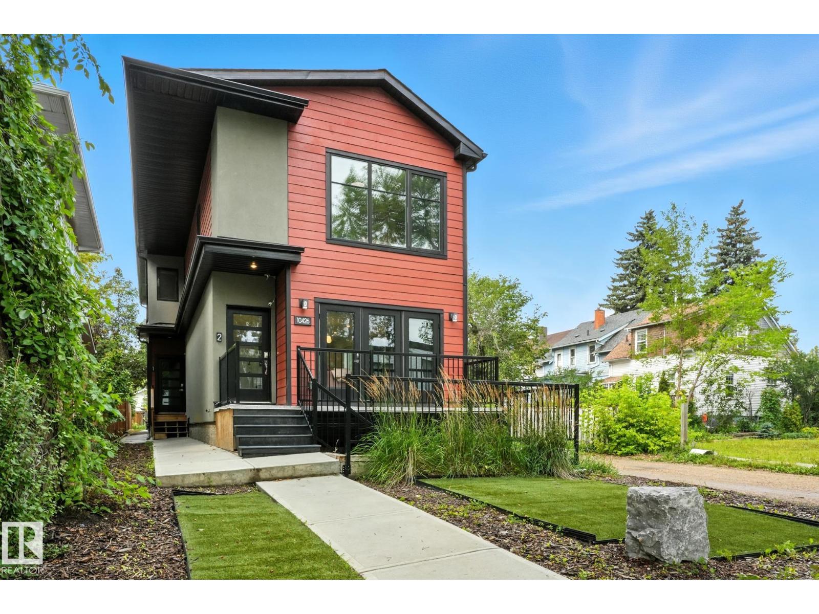 Photo 4 of 10426 126 St Nw, Edmonton AB