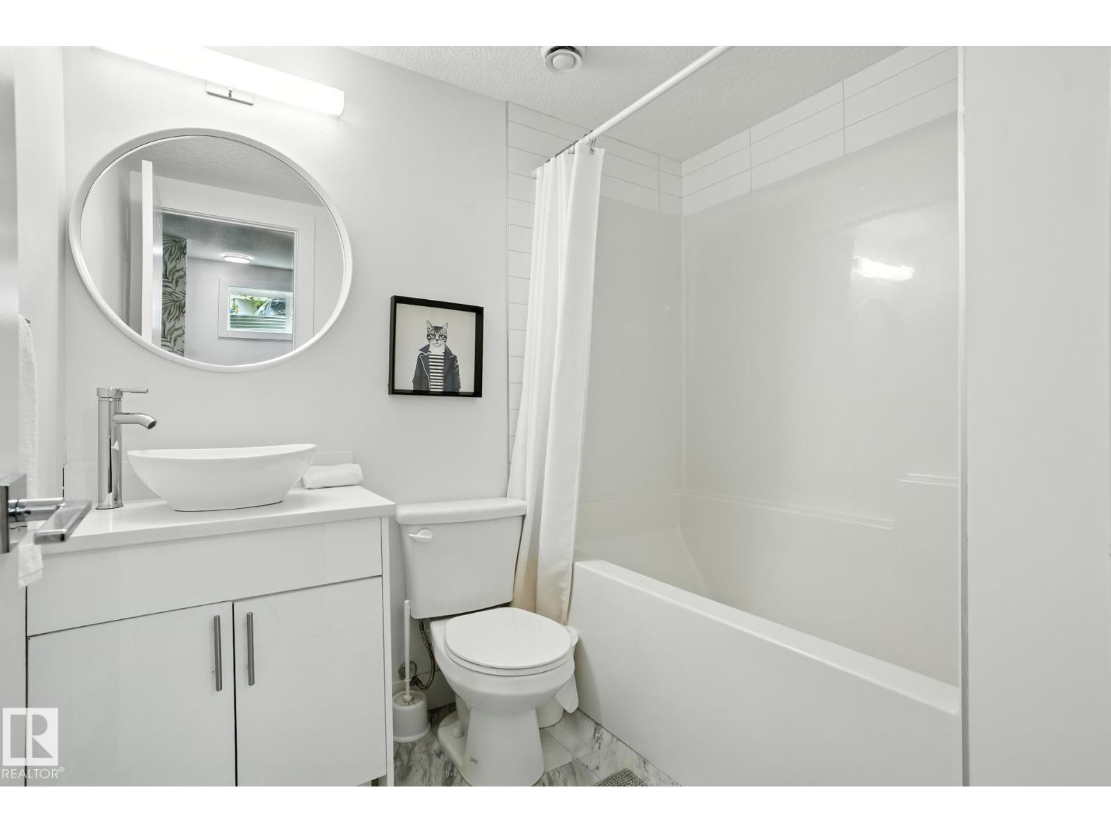 Photo 41 of 10426 126 St Nw, Edmonton AB