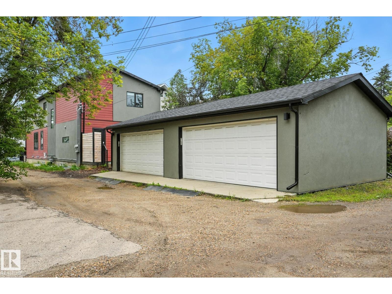 Photo 54 of 10426 126 St Nw, Edmonton AB
