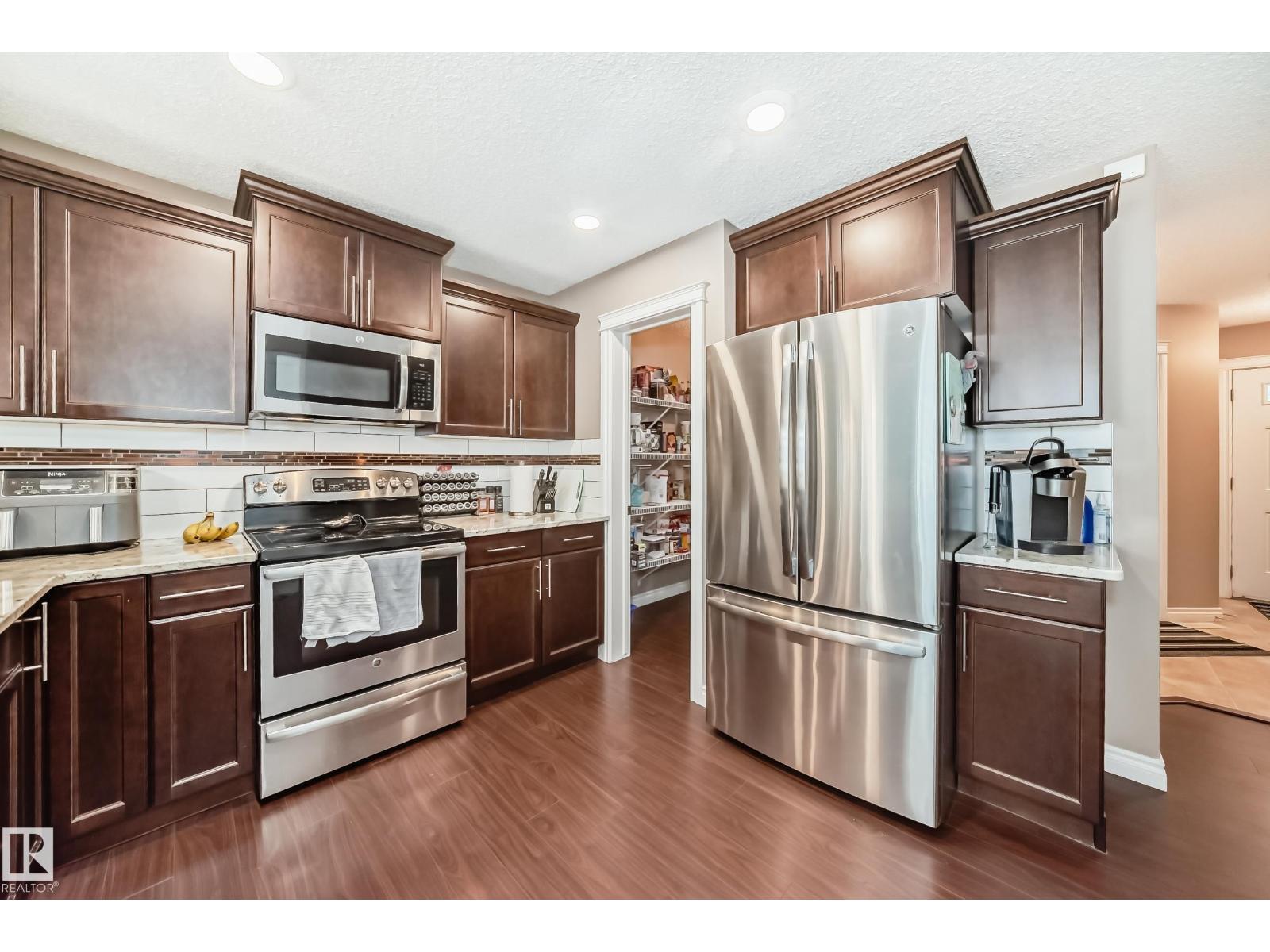 Photo 32 of 16813 120 St Nw Nw, Edmonton AB