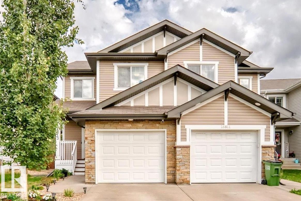 Photo 6 of 16813 120 St Nw Nw, Edmonton AB