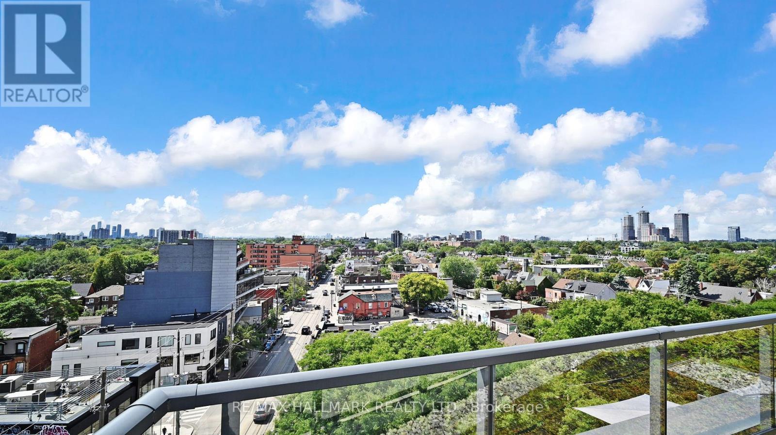 Photo 29 of 709 5 Lakeview Avenue, Toronto ON