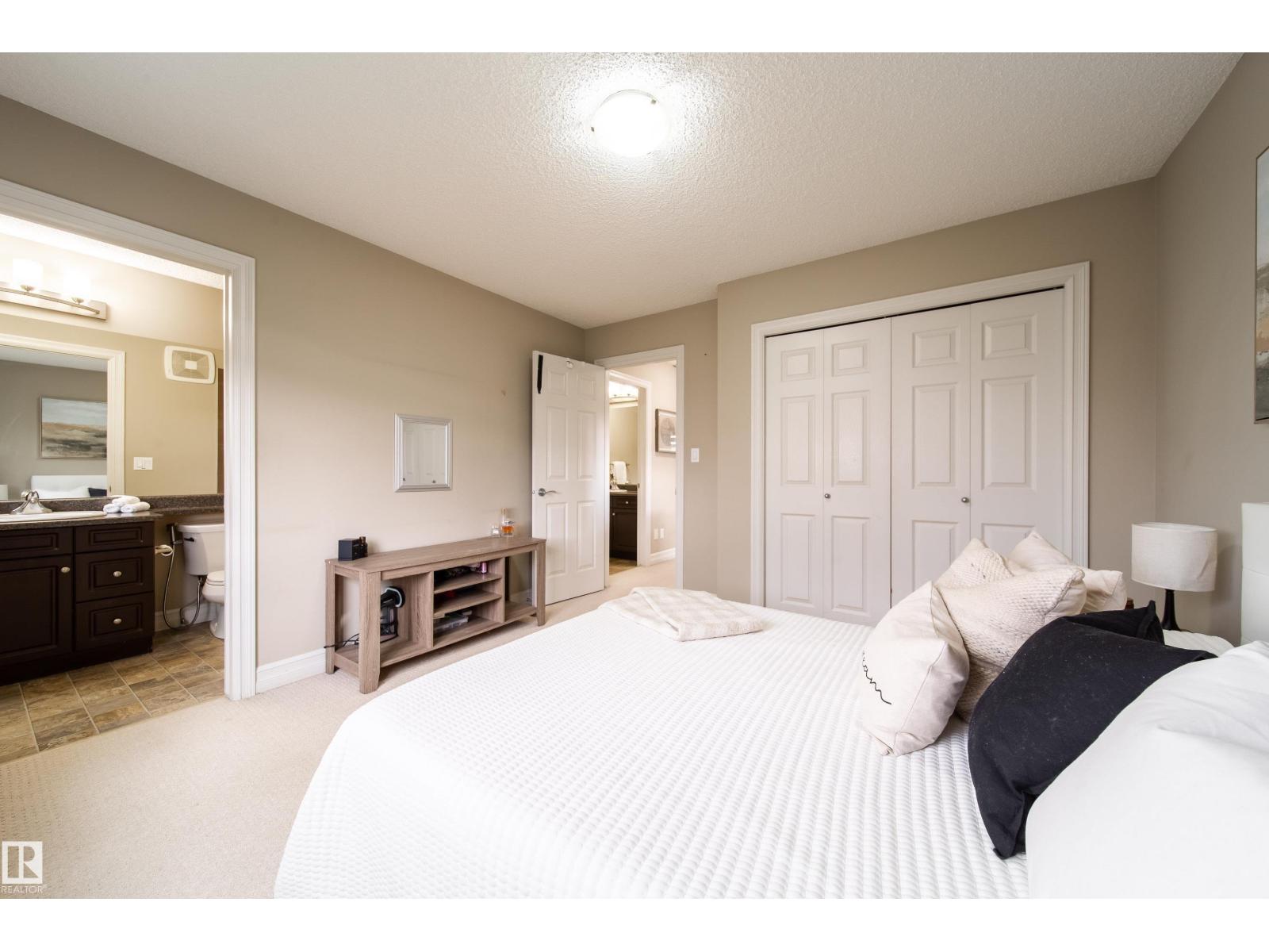 Photo 12 of 32 655 Tamarack Rd Nw, Edmonton AB