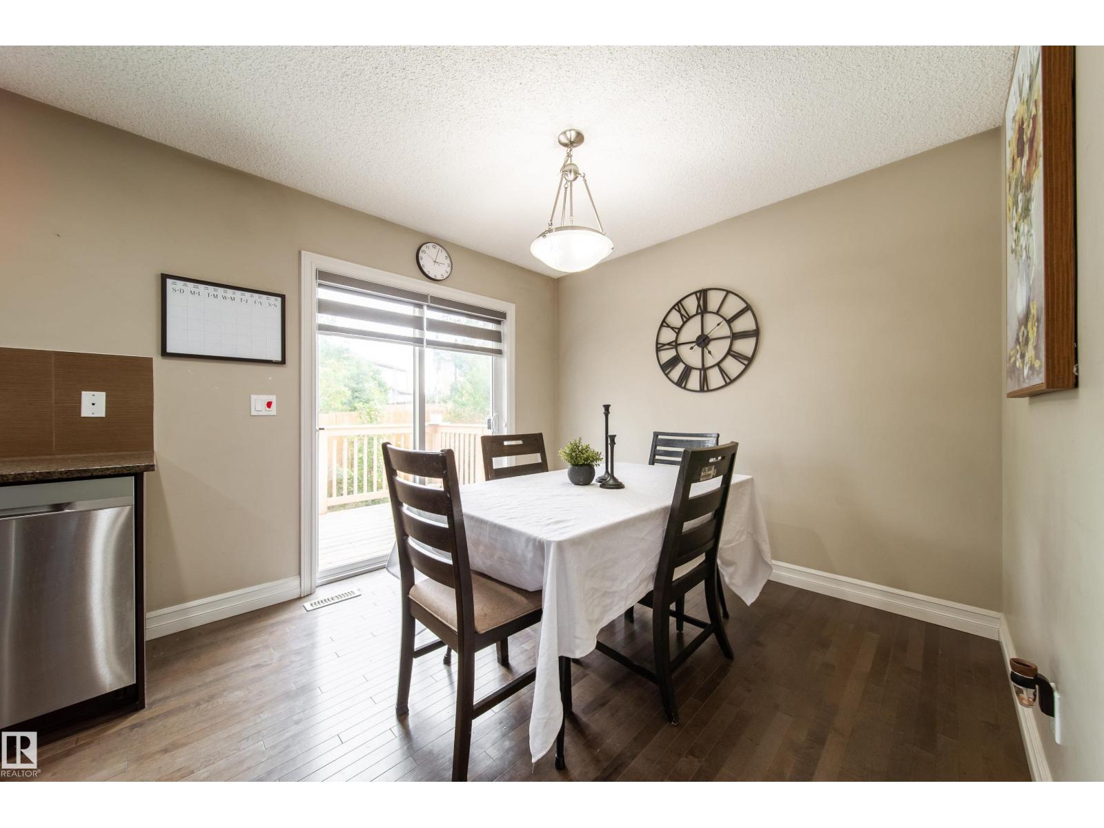 Photo 8 of 32 655 Tamarack Rd Nw, Edmonton AB