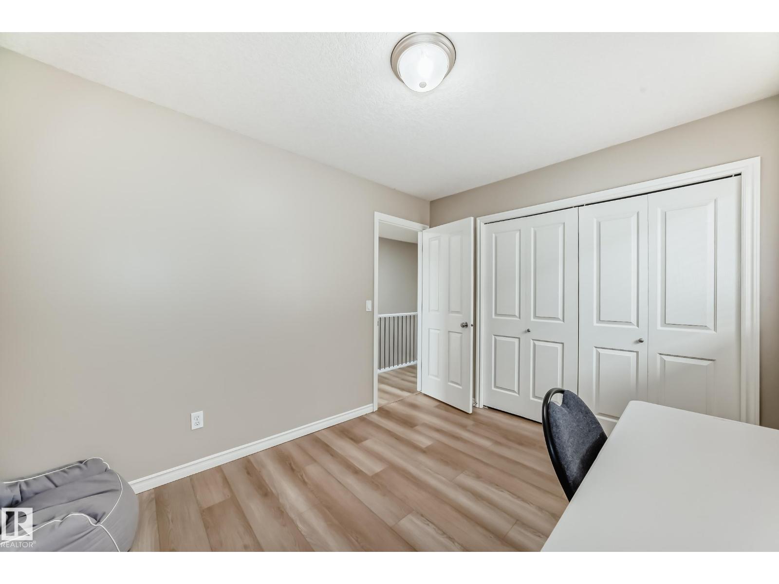 Photo 31 of 8420 Sloane Cr Nw, Edmonton AB