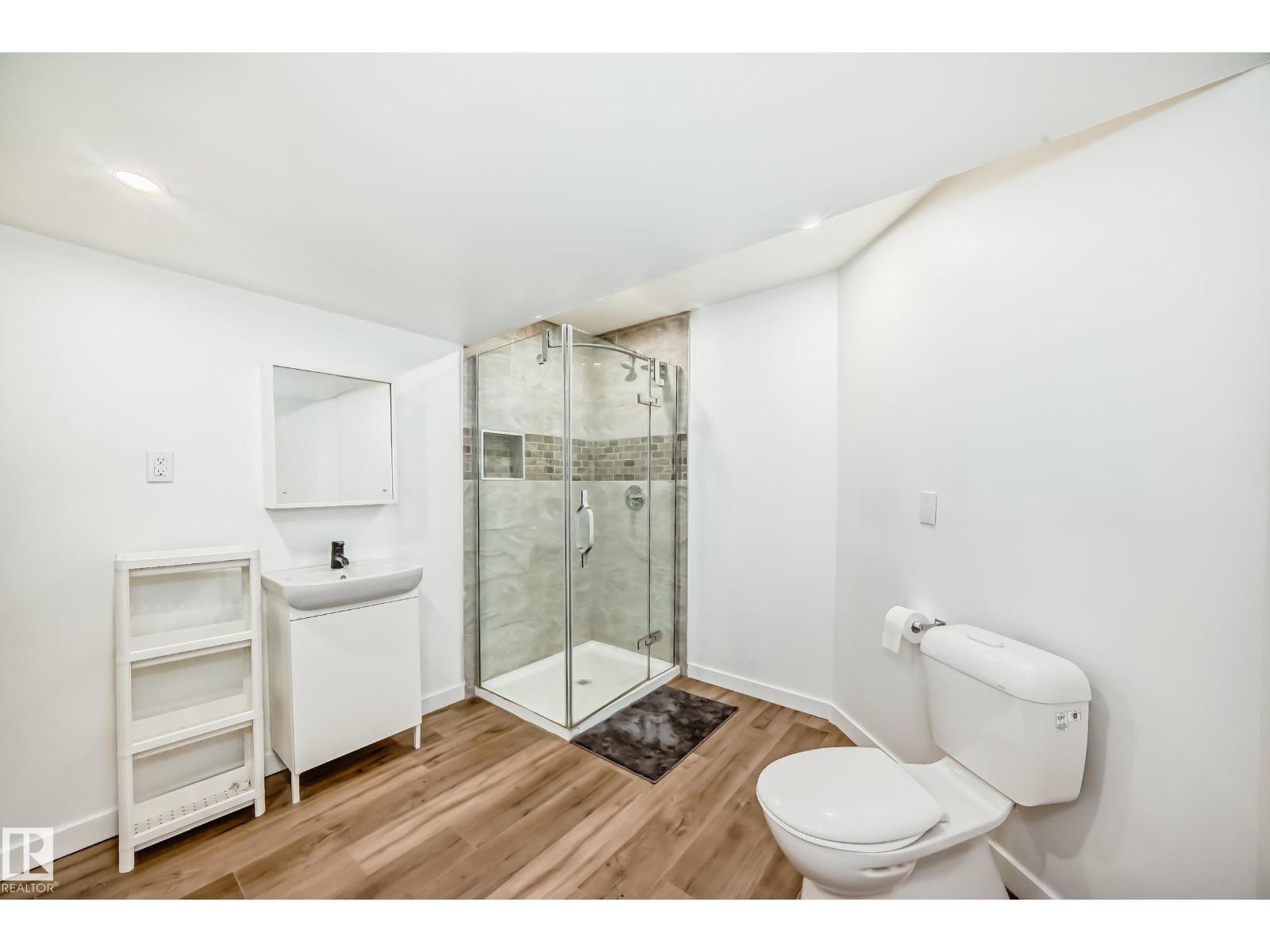 Photo 41 of 8420 Sloane Cr Nw, Edmonton AB