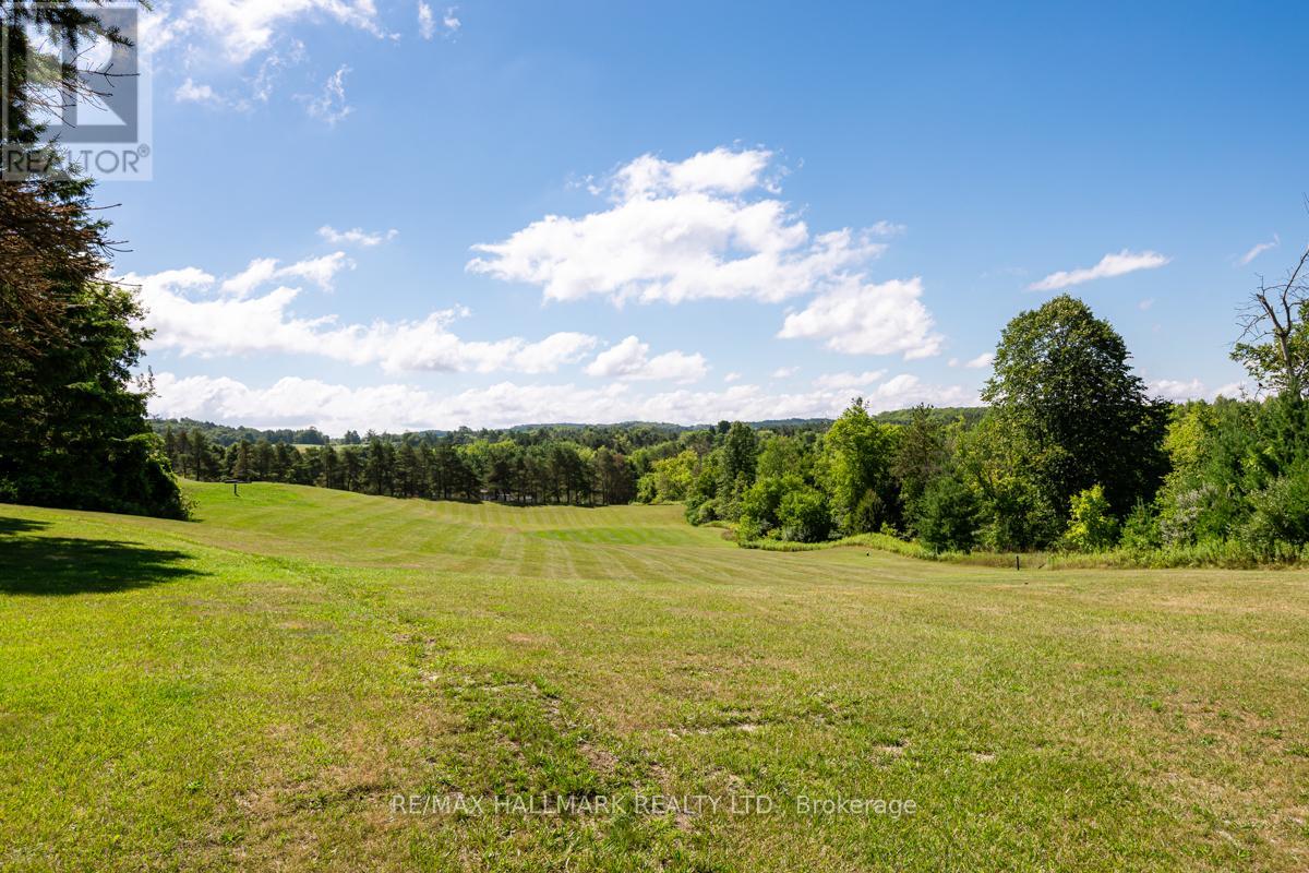 Photo 38 of 81 Tecumseth Pines Drive, New Tecumseth ON