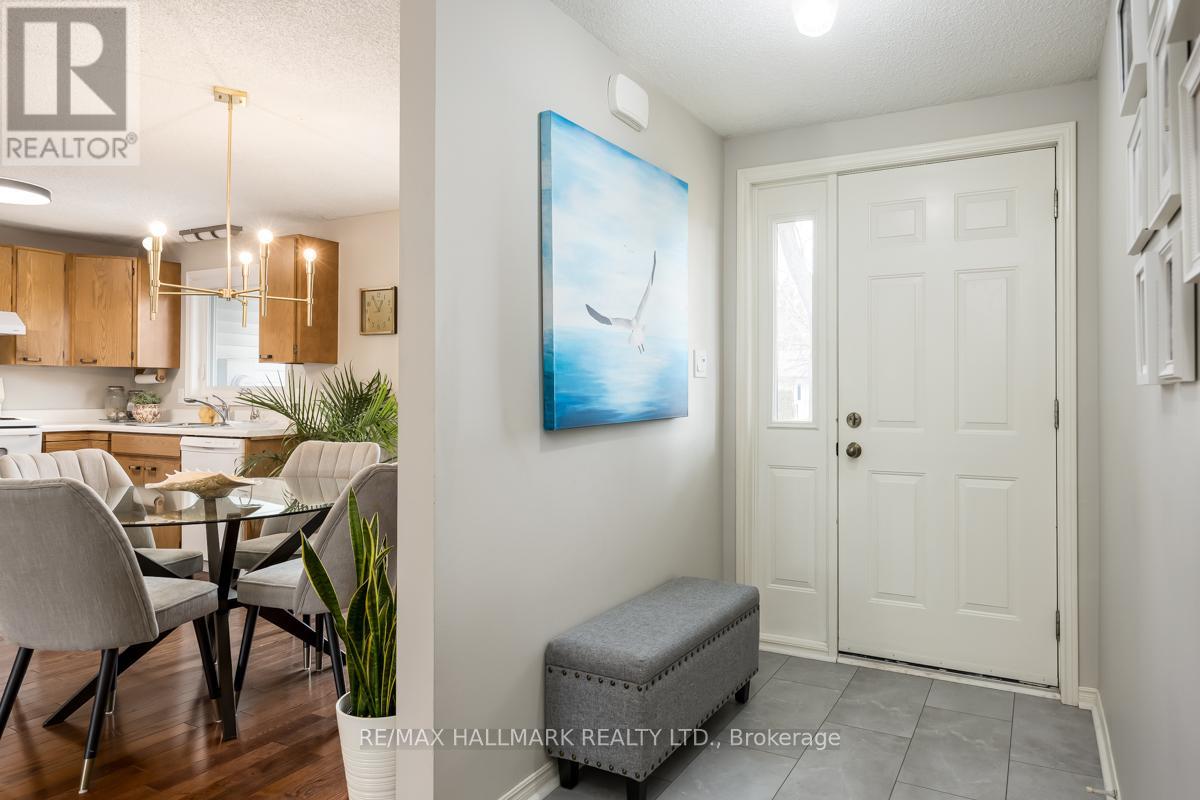 Photo 23 of 81 Tecumseth Pines Drive, New Tecumseth ON