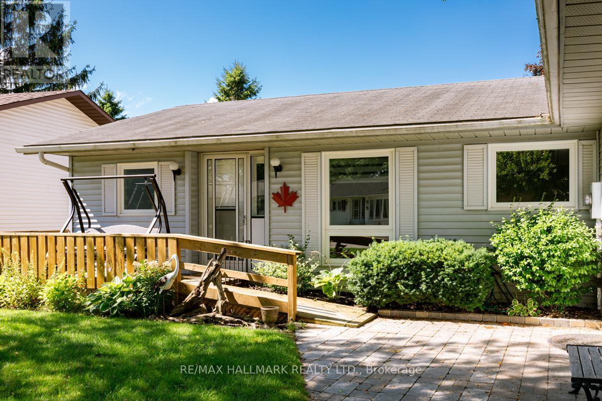 Photo 12 of 81 Tecumseth Pines Drive, New Tecumseth ON