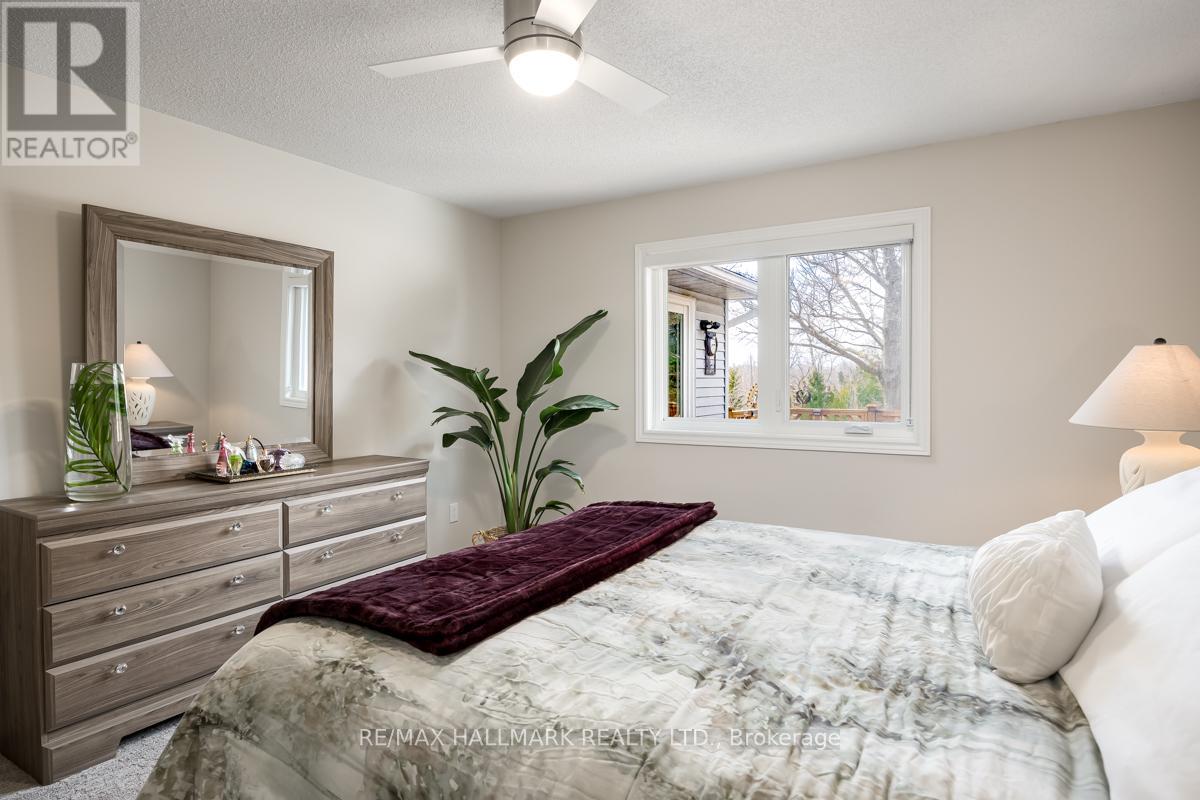 Photo 1 of 81 Tecumseth Pines Drive, New Tecumseth ON