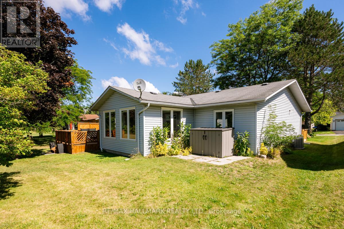Photo 11 of 81 Tecumseth Pines Drive, New Tecumseth ON