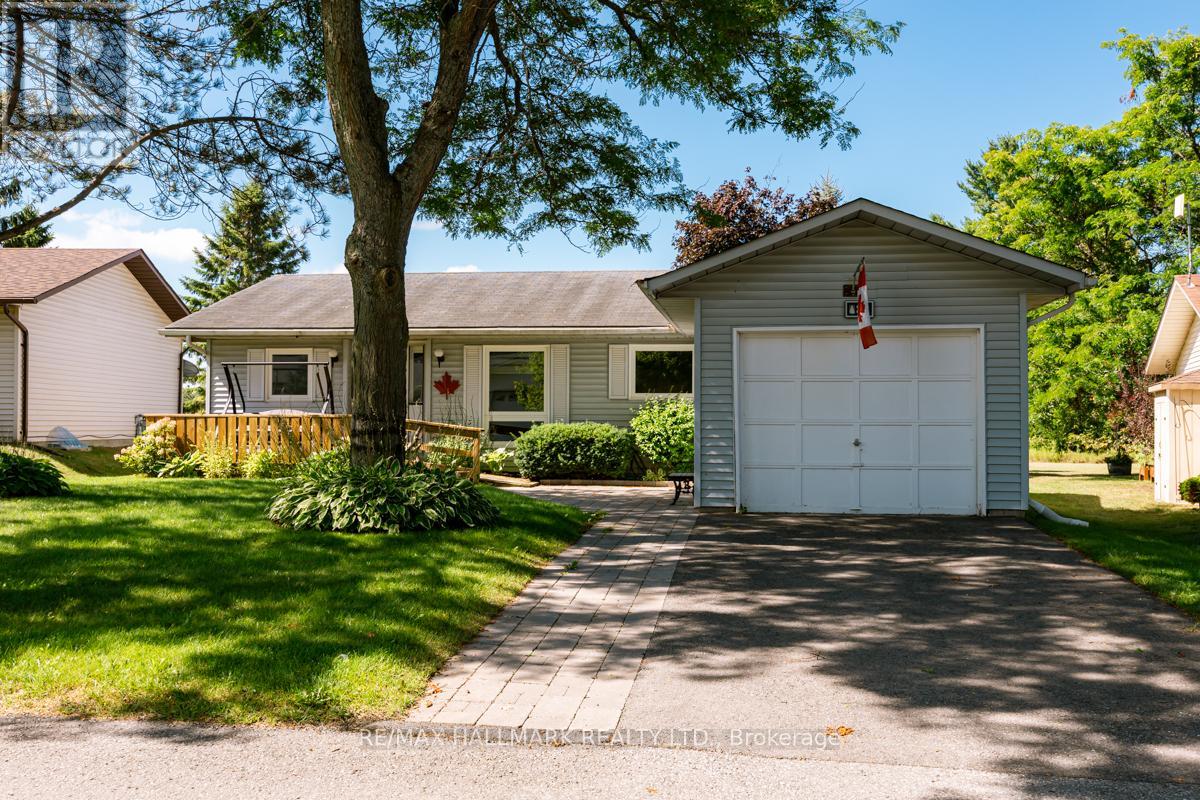 Photo 17 of 81 Tecumseth Pines Drive, New Tecumseth ON