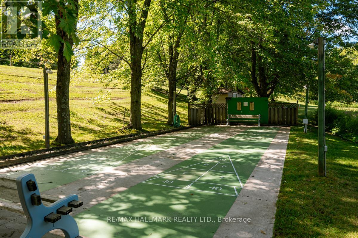 Photo 40 of 81 Tecumseth Pines Drive, New Tecumseth ON