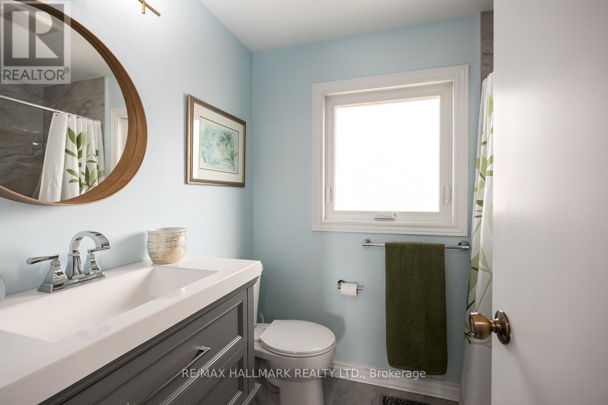 Photo 15 of 81 Tecumseth Pines Drive, New Tecumseth ON
