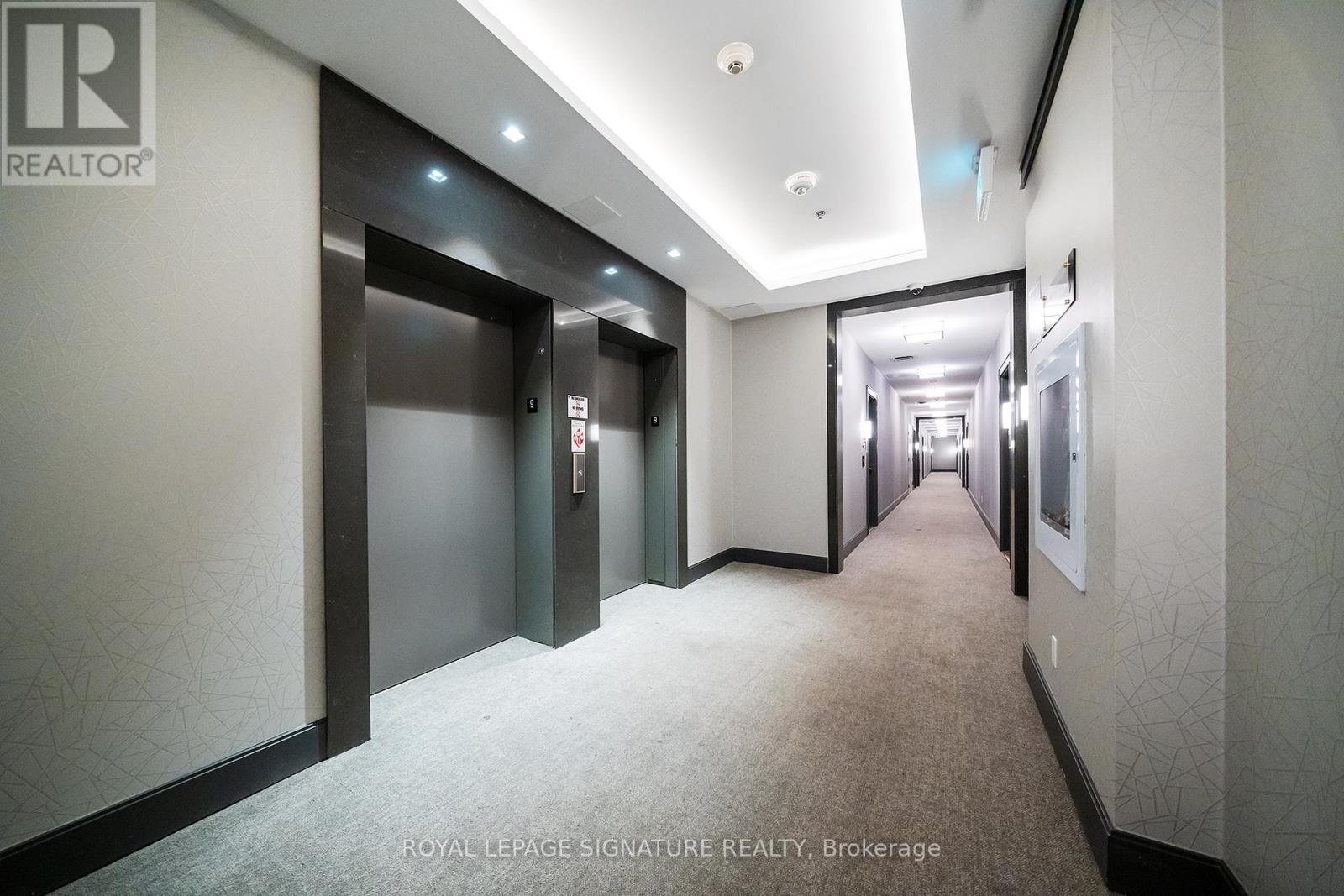 Photo 23 of 916 E 278 Buchanan Drive, Markham ON
