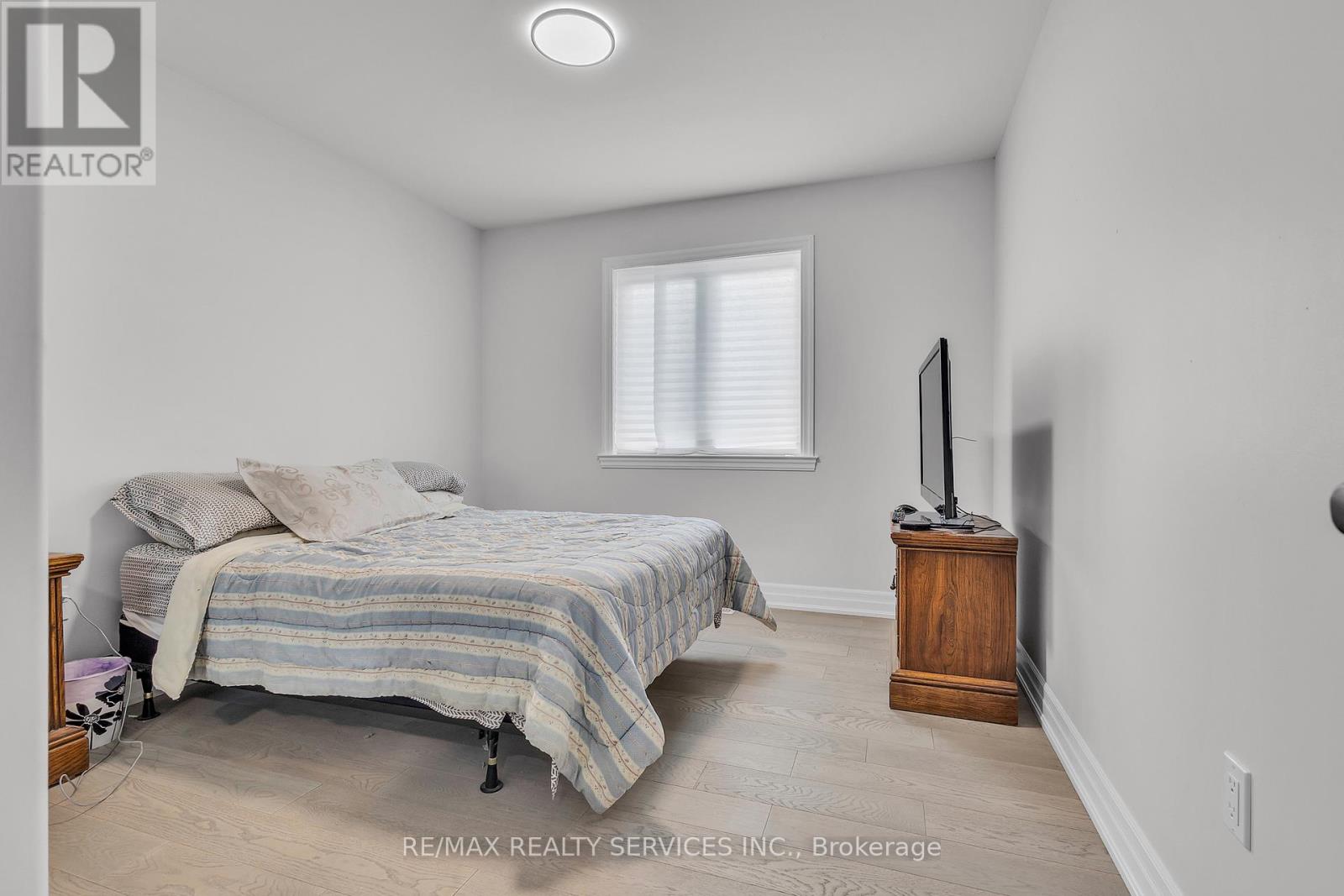 Photo 44 of 44 Albert Street W, New Tecumseth ON