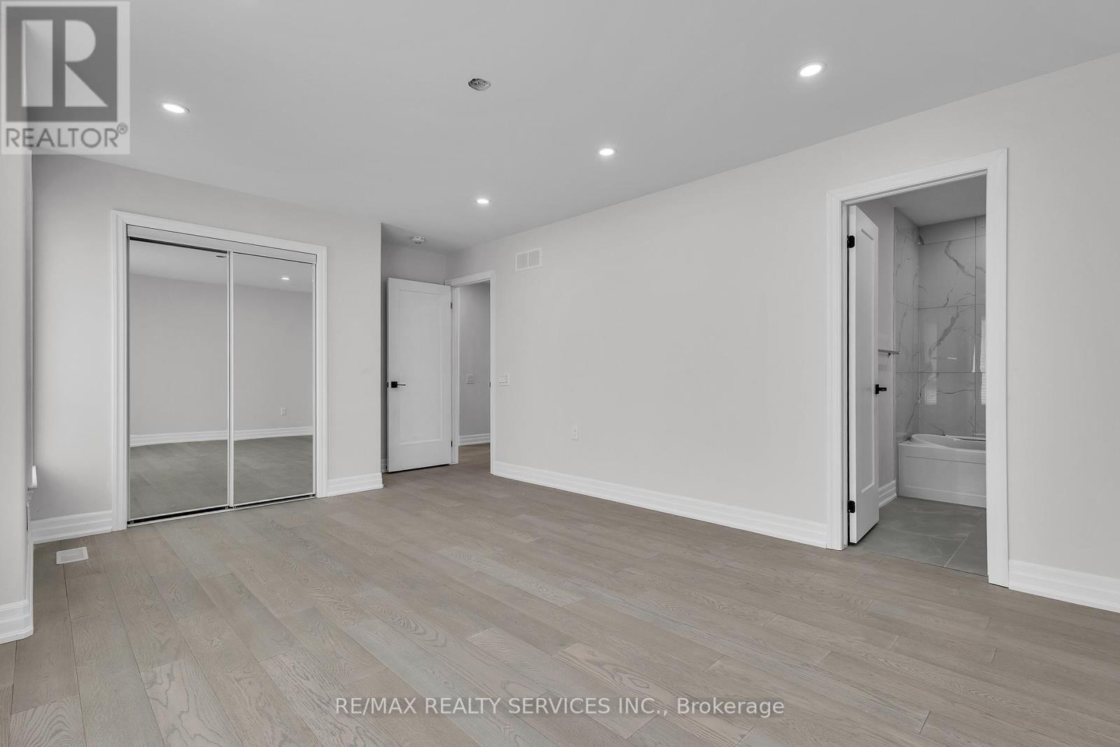 Photo 26 of 44 Albert Street W, New Tecumseth ON