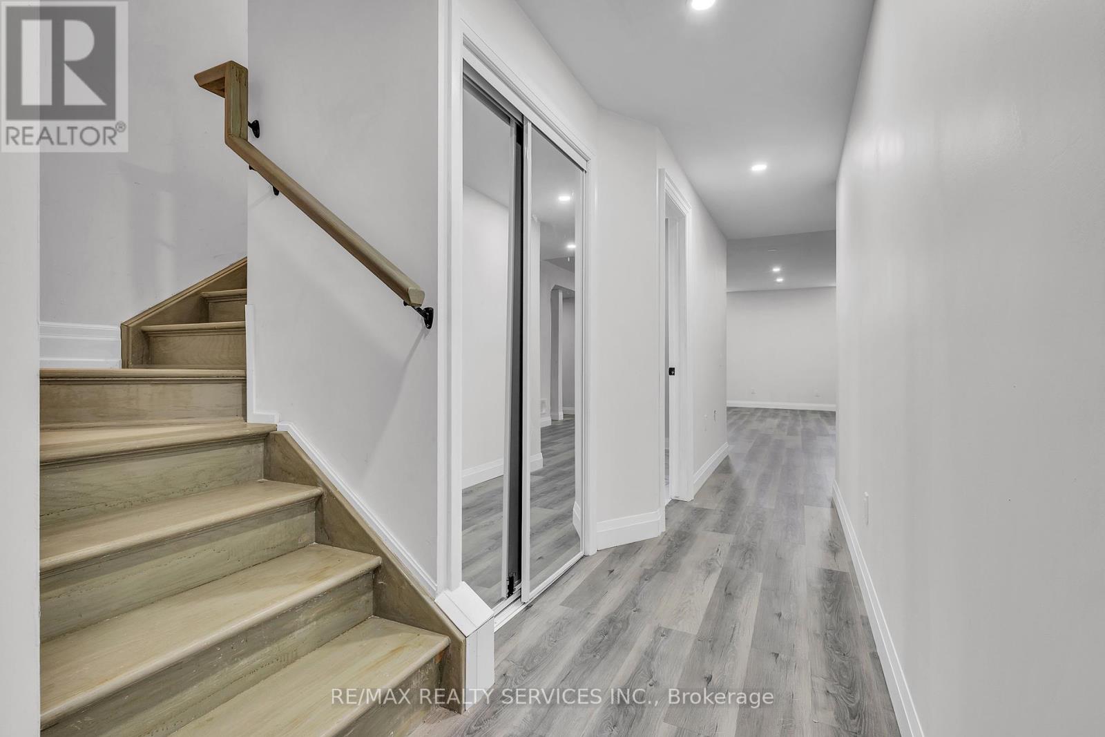 Photo 19 of 44 Albert Street W, New Tecumseth ON