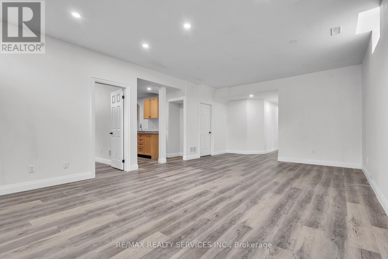 Photo 23 of 44 Albert Street W, New Tecumseth ON