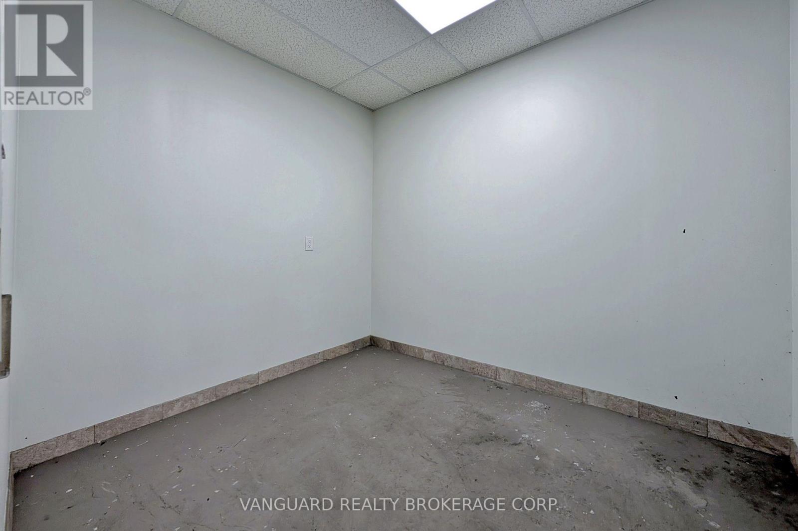 Photo 30 of 3 4 63 Medulla Avenue, Toronto ON