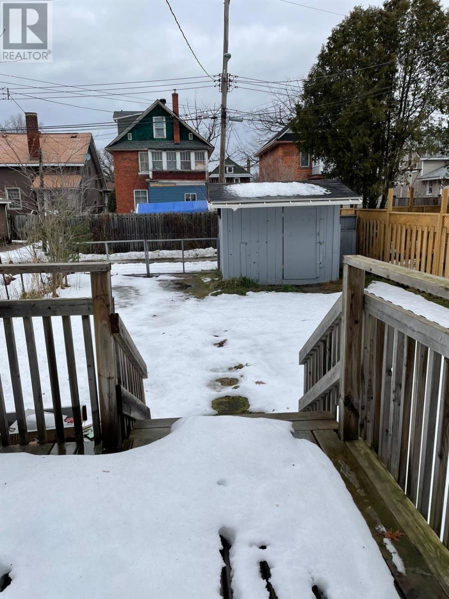 Photo 24 of 144 Central Park Ave, Sault Ste Marie ON