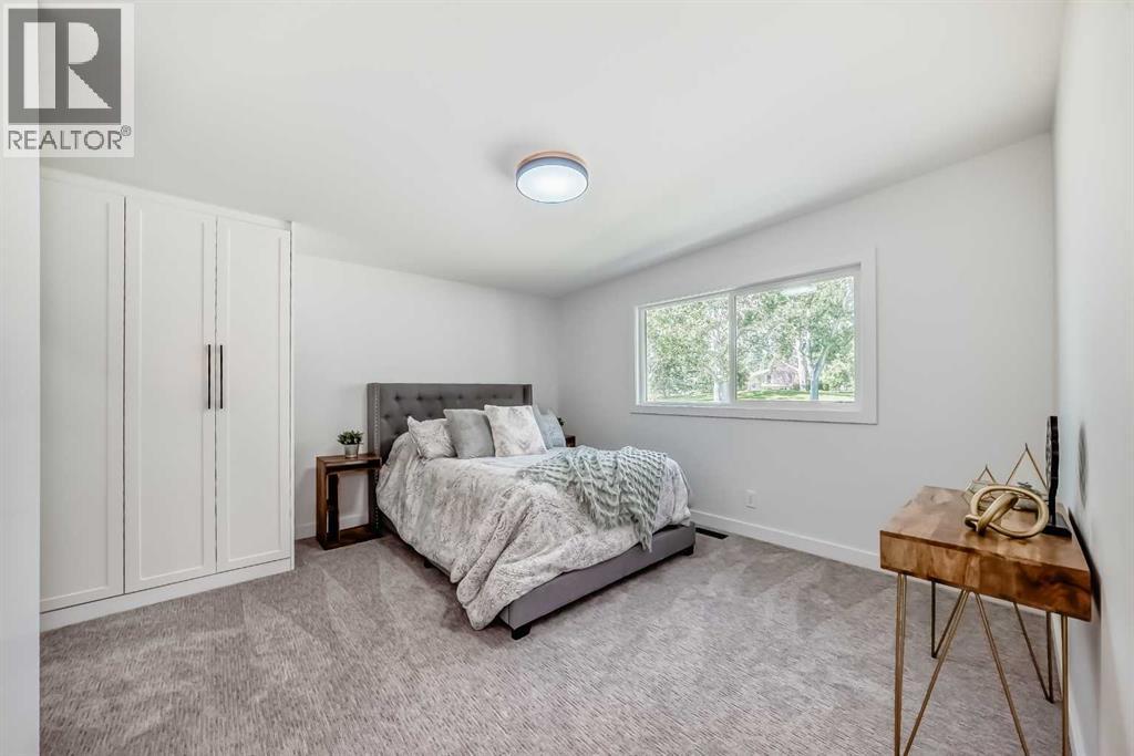 Single Family House Bungalow for Sale in  Lake Arrow Green SE Lake Bonavista Calgary 