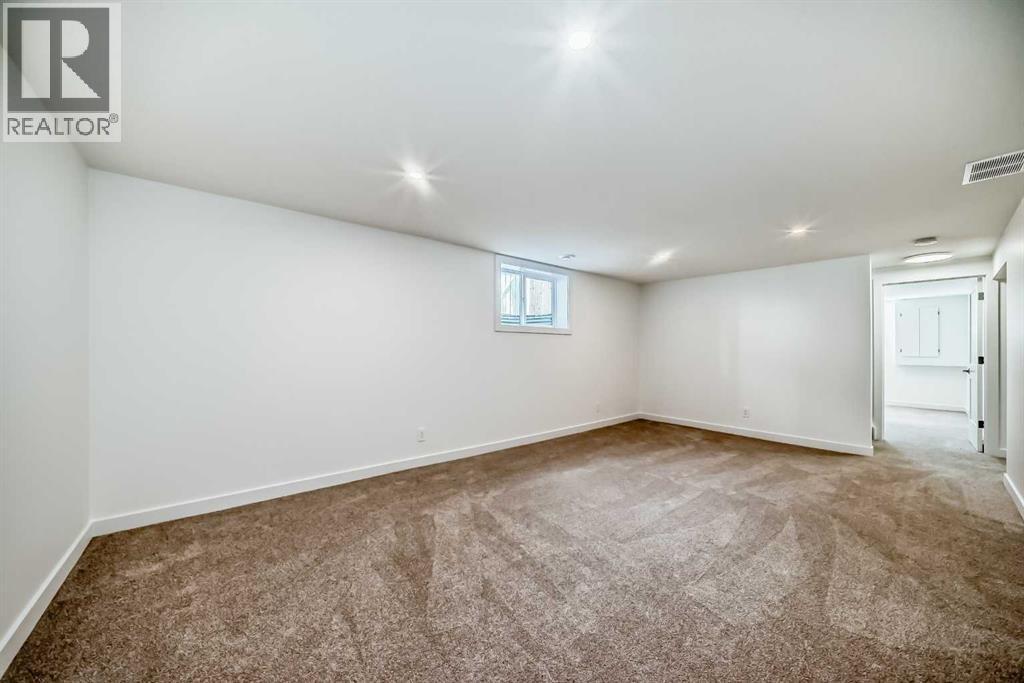 Single Family House Bungalow for Sale in  Lake Arrow Green SE Lake Bonavista Calgary 