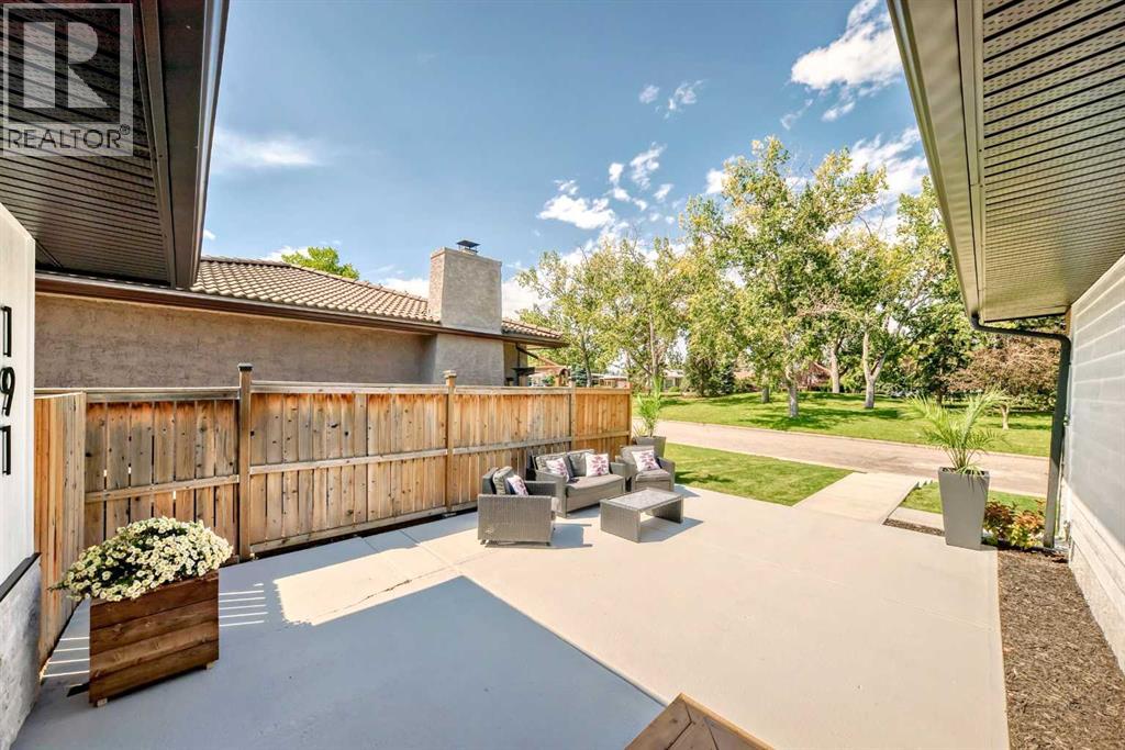 Single Family House Bungalow for Sale in  Lake Arrow Green SE Lake Bonavista Calgary 