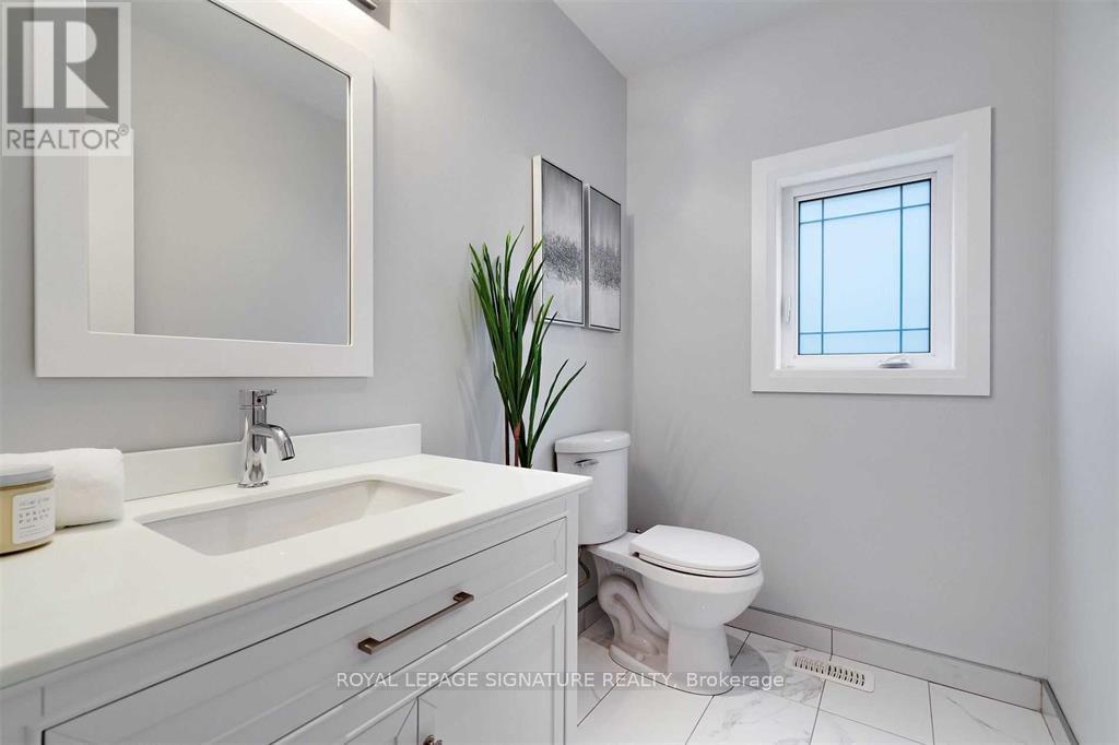 Photo 15 of 65 Sixteenth Street, Toronto ON