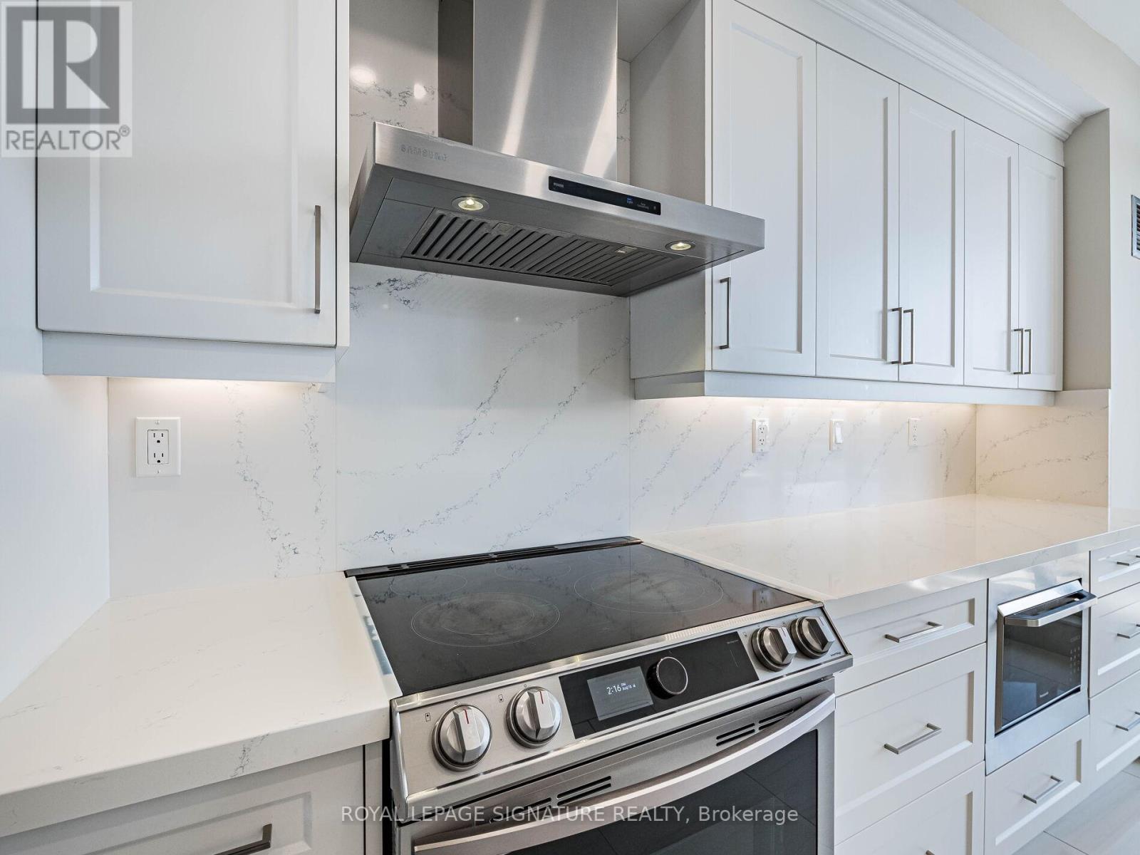 Photo 19 of 2204 24 Hanover Road, Brampton ON
