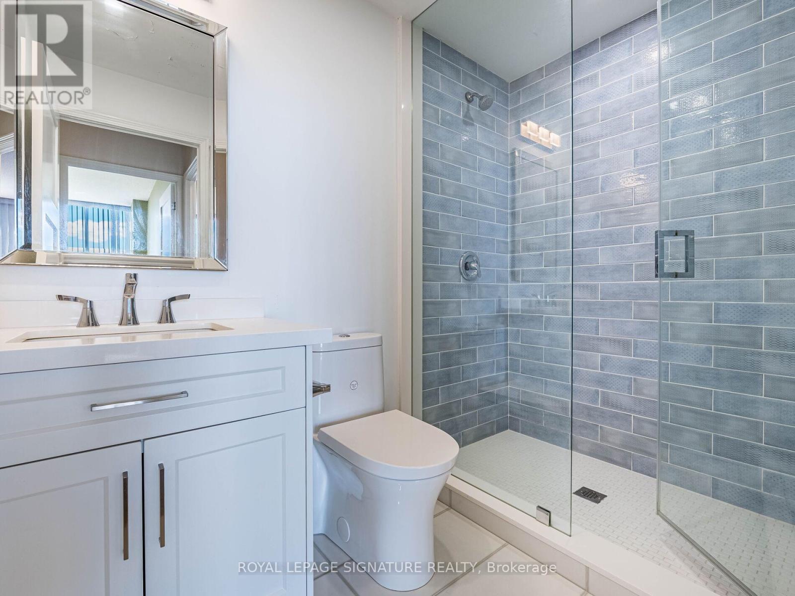 Photo 40 of 2204 24 Hanover Road, Brampton ON