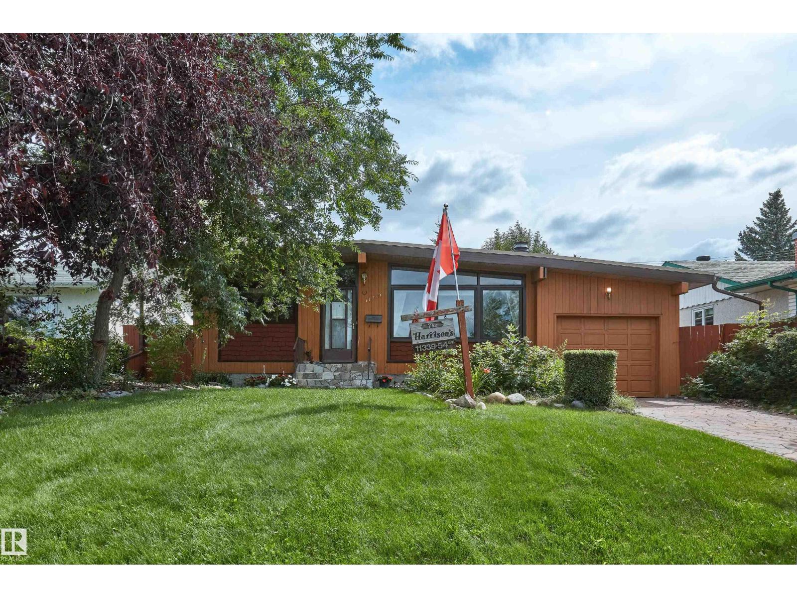 Photo 19 of 11339 54 Av Nw, Edmonton AB