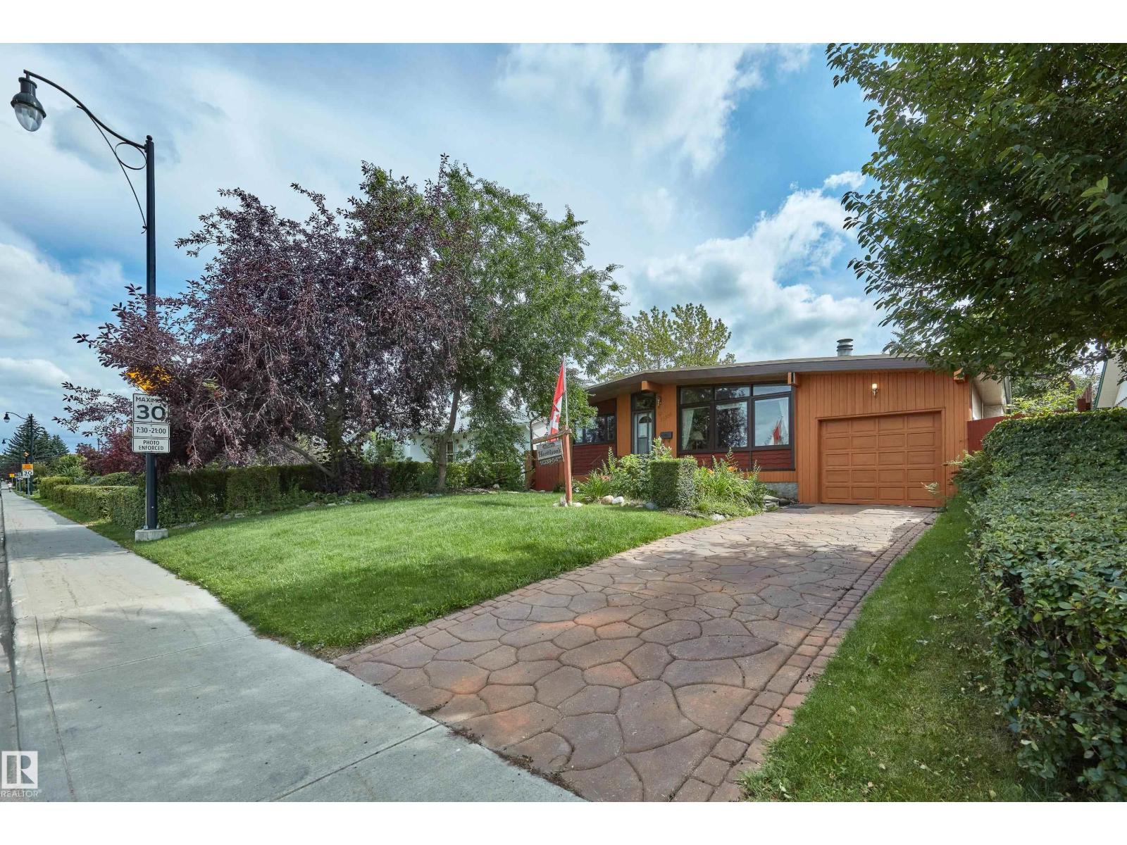 Photo 34 of 11339 54 Av Nw, Edmonton AB