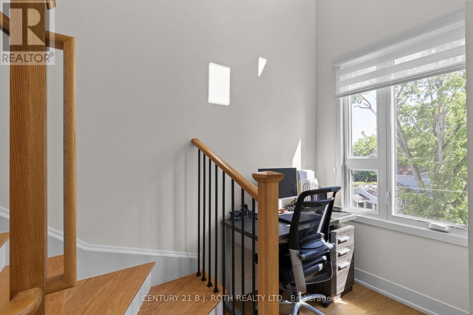 Photo 21 of 8 Bru Lor Lane, Orillia ON