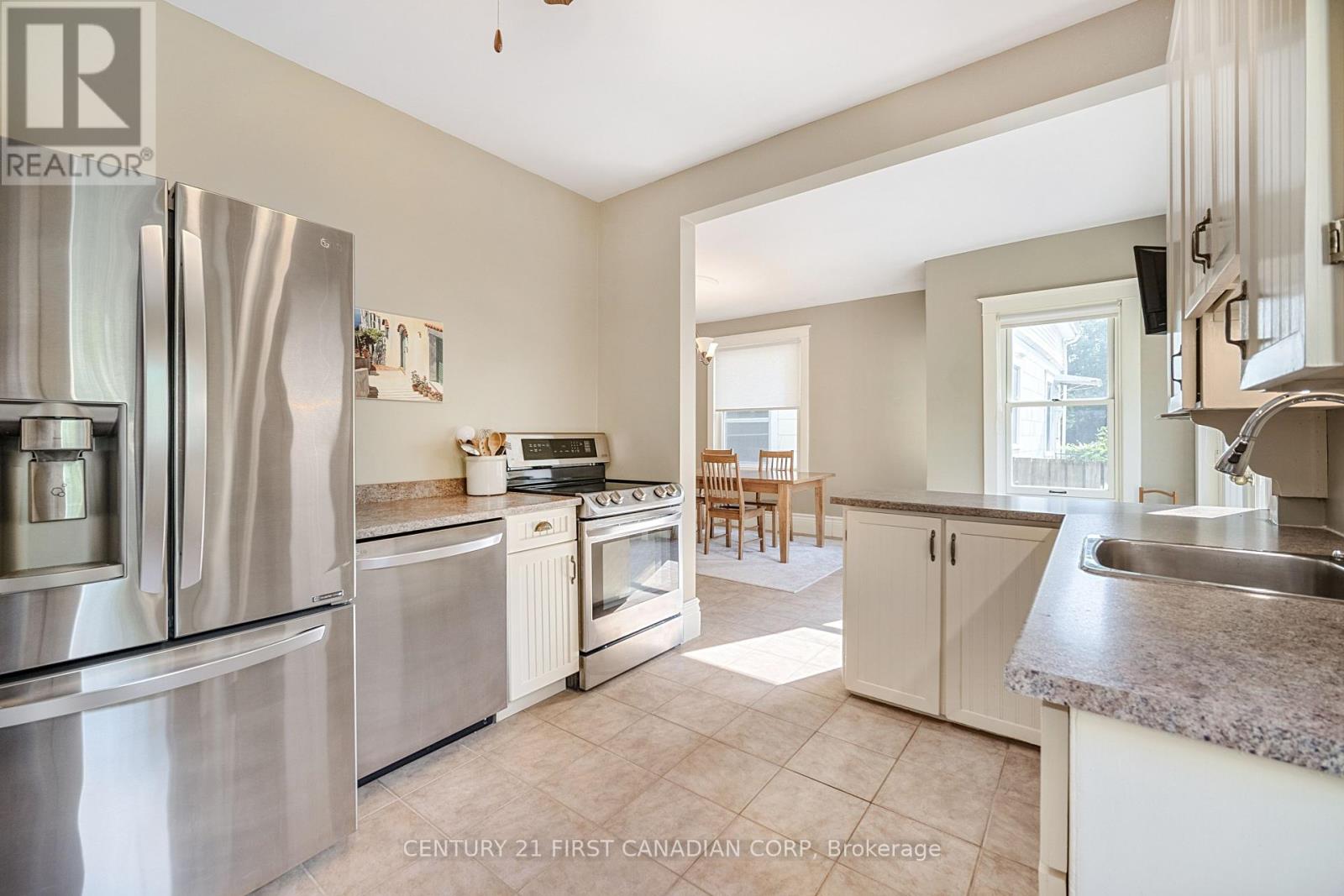 Photo 6 of 171 Mount Pleasant Avenue, London North ON