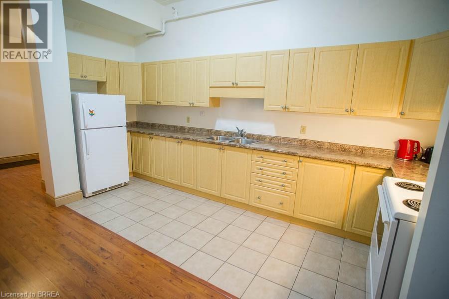 Photo 3 of 150 Colborne Street Unit 208, Brantford ON