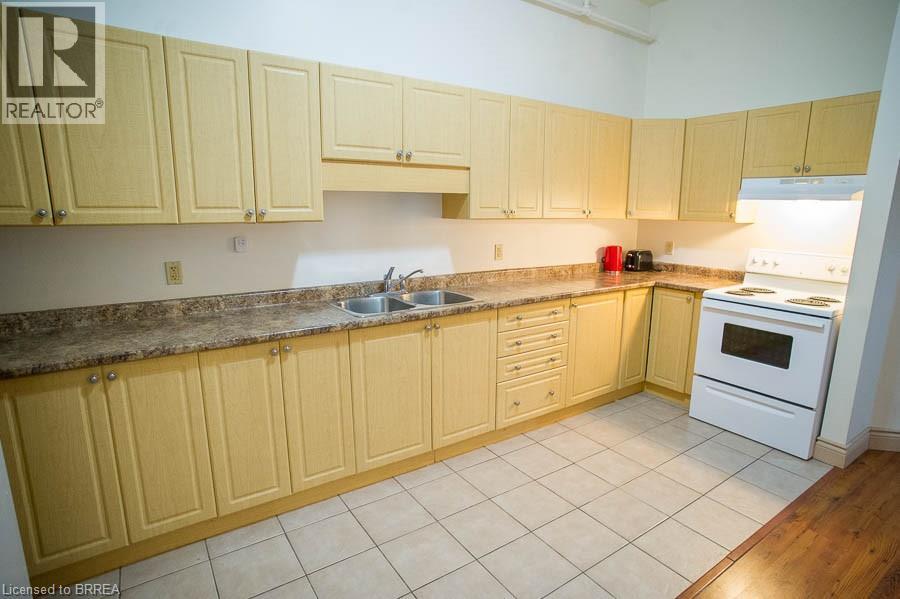 Photo 11 of 150 Colborne Street Unit 208, Brantford ON