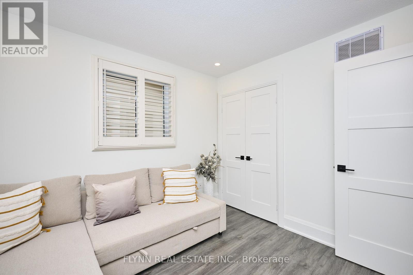 Photo 11 of 3907 Cardinal Drive, Niagara Falls ON
