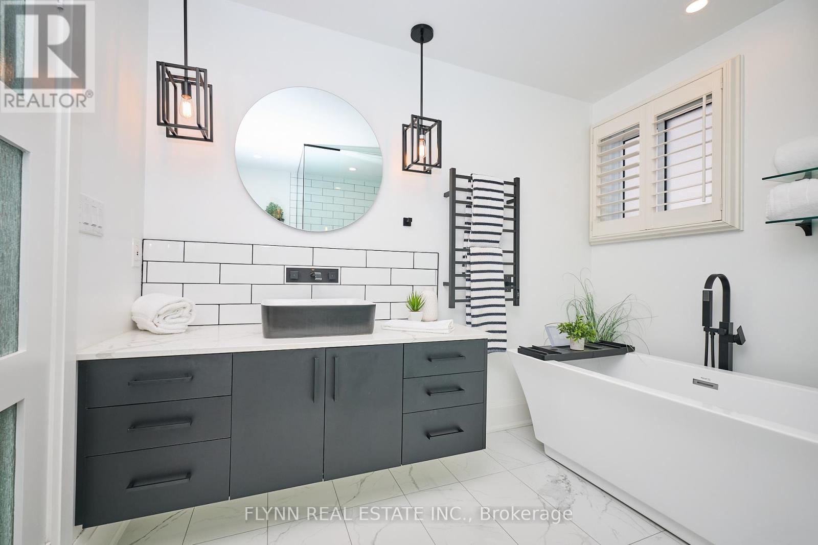 Photo 38 of 3907 Cardinal Drive, Niagara Falls ON