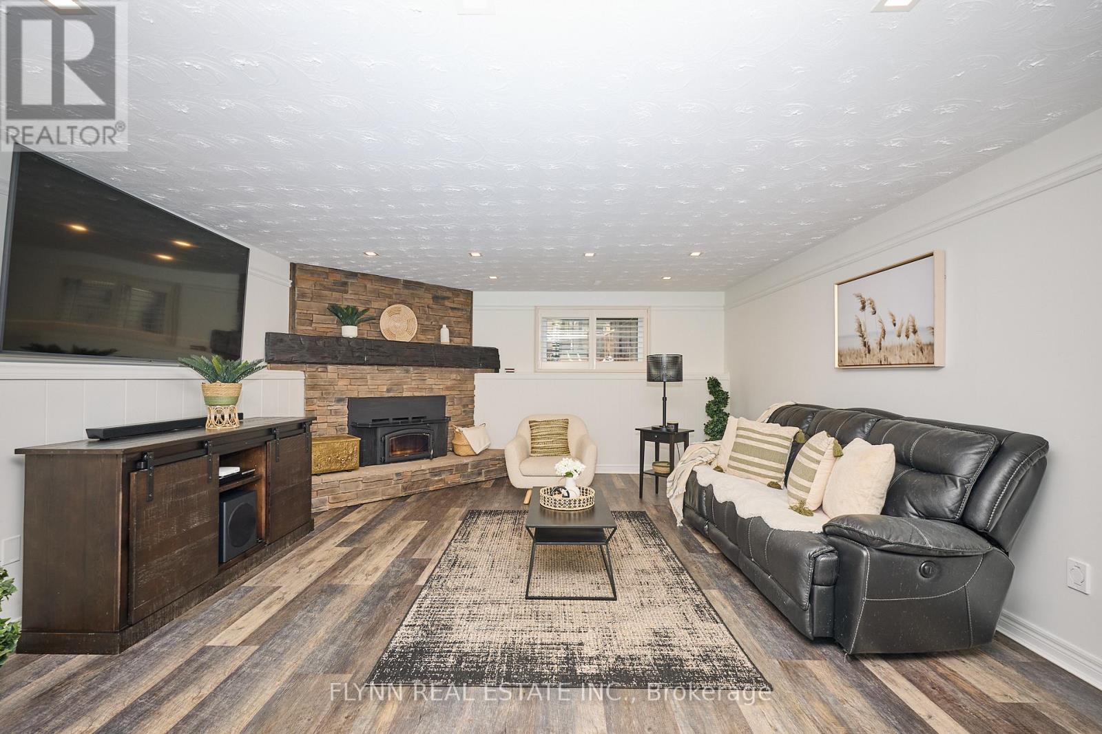 Photo 37 of 3907 Cardinal Drive, Niagara Falls ON