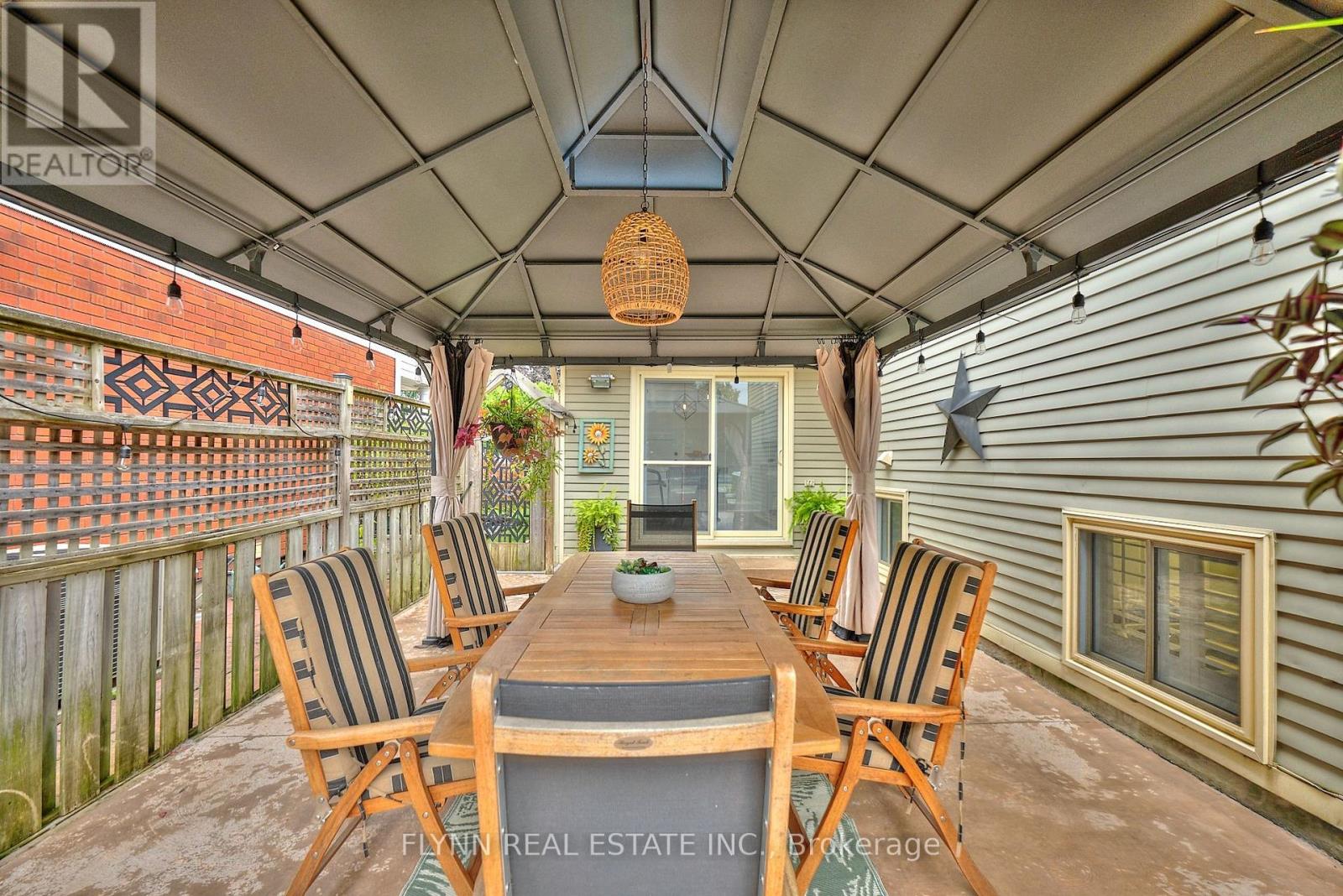 Photo 7 of 3907 Cardinal Drive, Niagara Falls ON