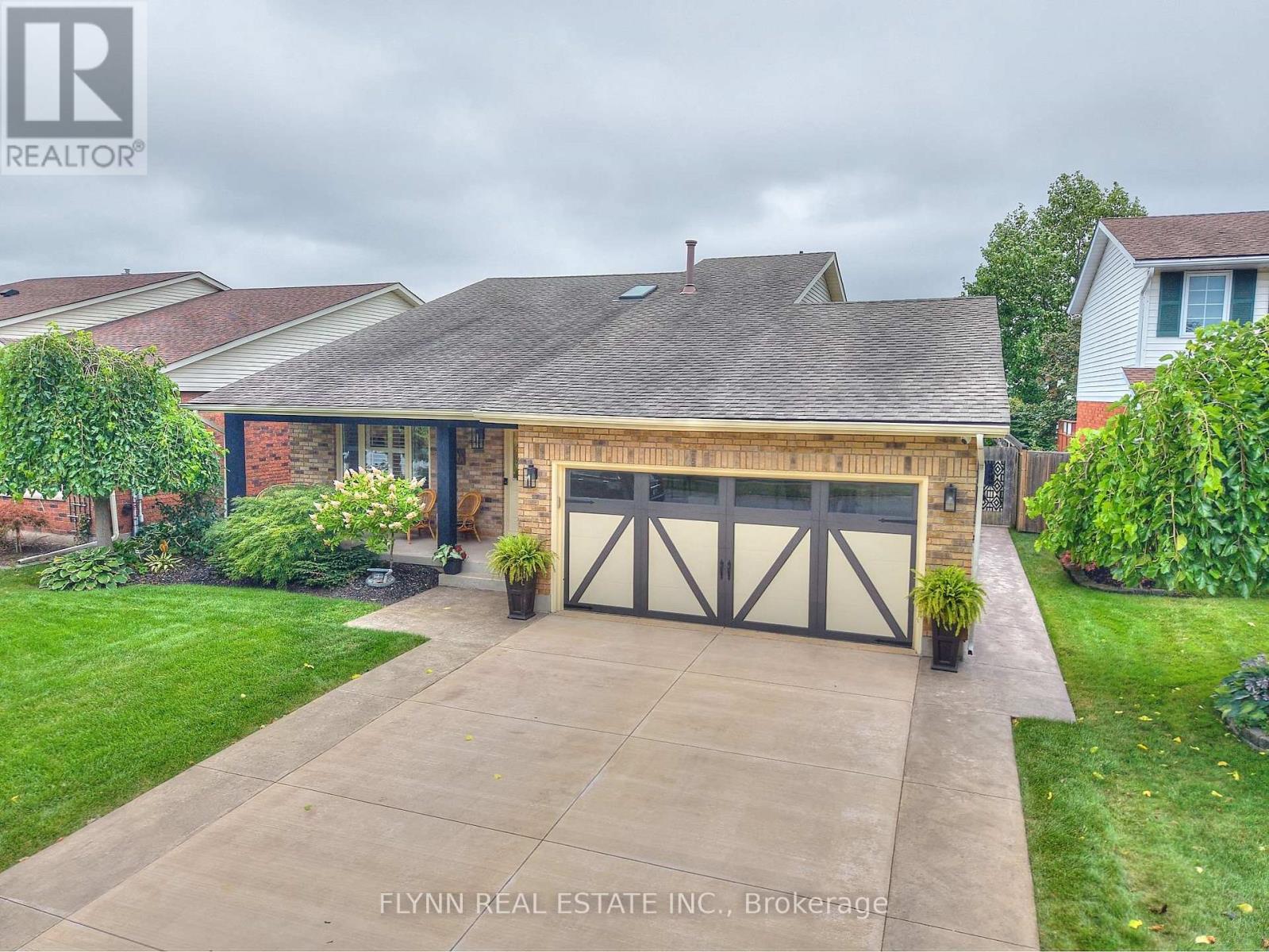 Photo 5 of 3907 Cardinal Drive, Niagara Falls ON