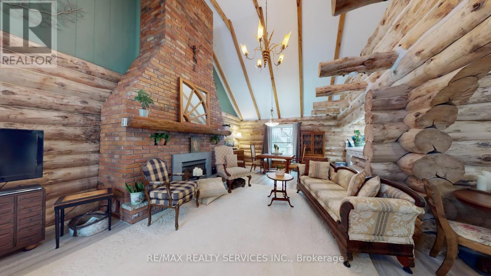 Photo 40 of 9 Orangeville Street, Erin ON
