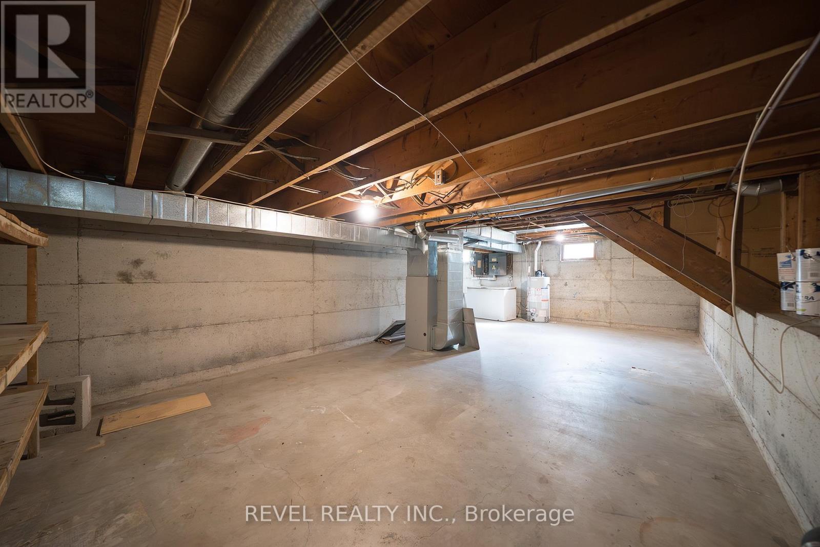 Photo 15 of 11 Glenwood Drive, Brantford ON