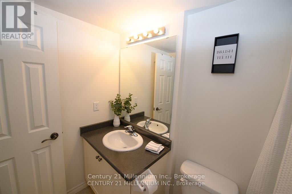 Photo 12 of 24 Joseph Trail, Collingwood ON
